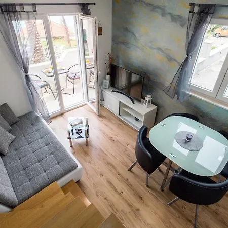 Boutique Wind Rose By The Appartement Podstrana